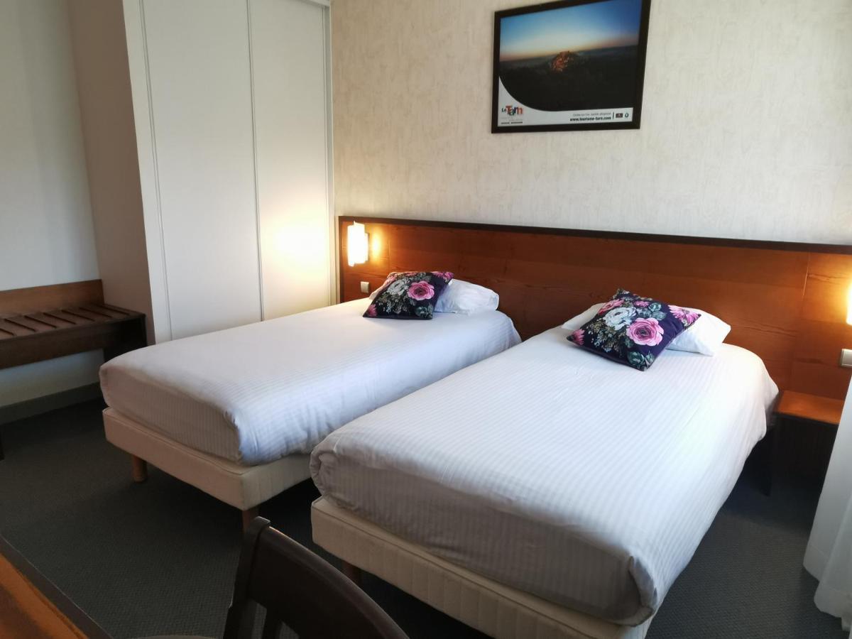 Logis Hotel Et Restaurant La Bombardiere Cuq-Toulza Ngoại thất bức ảnh