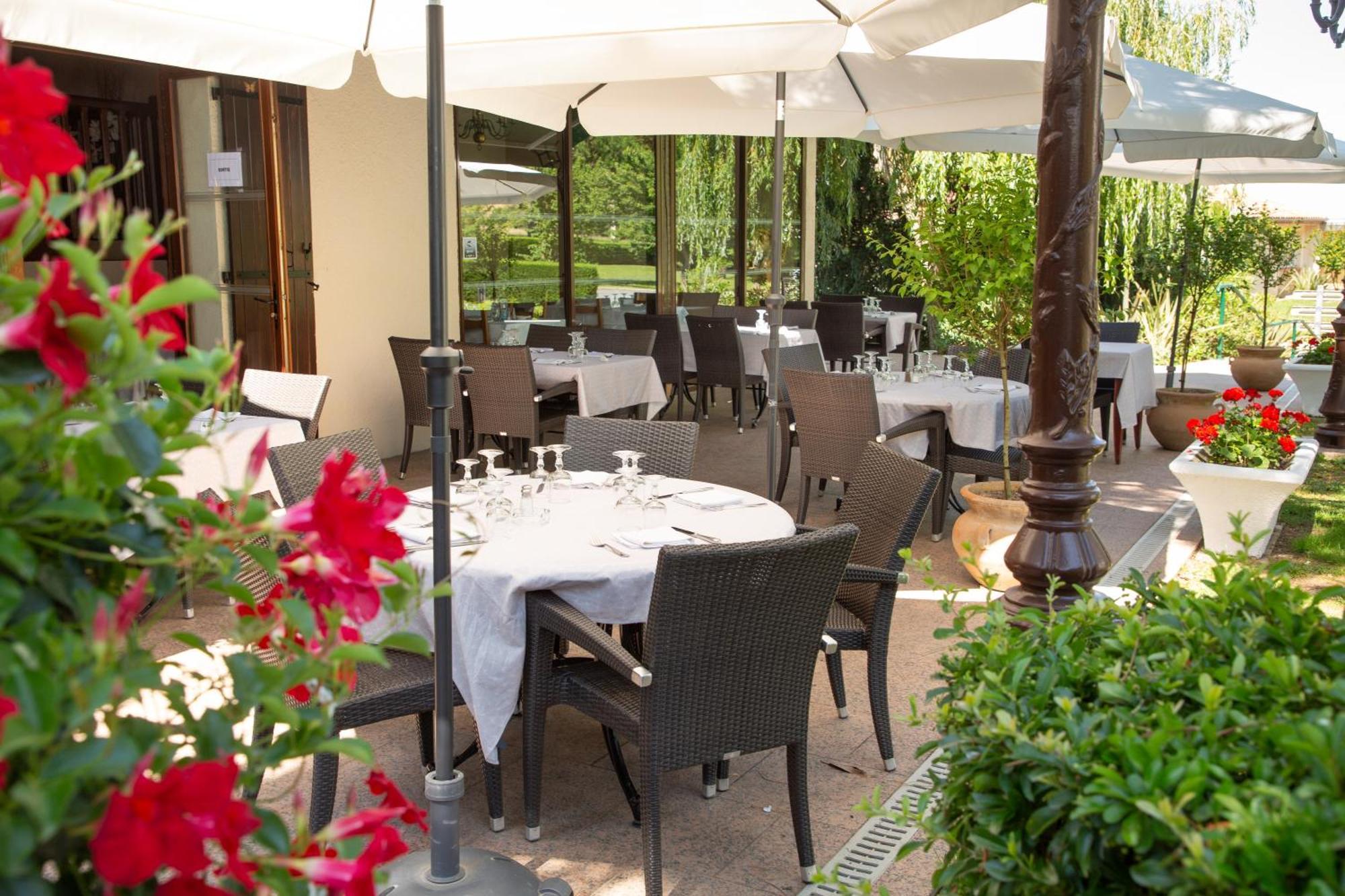 Logis Hotel Et Restaurant La Bombardiere Cuq-Toulza Ngoại thất bức ảnh